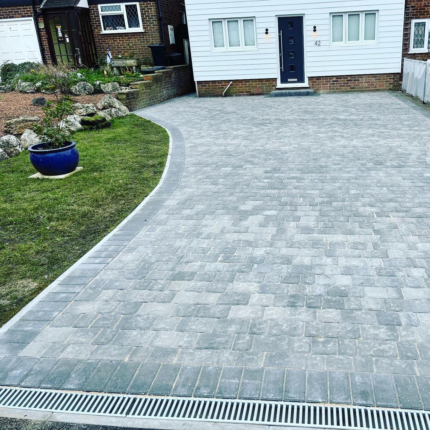 Making the Most Out of Small Driveways in Brentwood